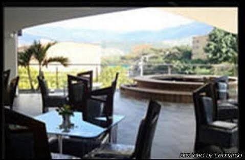 Ayenda 1236 Platinum Plaza Hotel Medellin Exterior photo