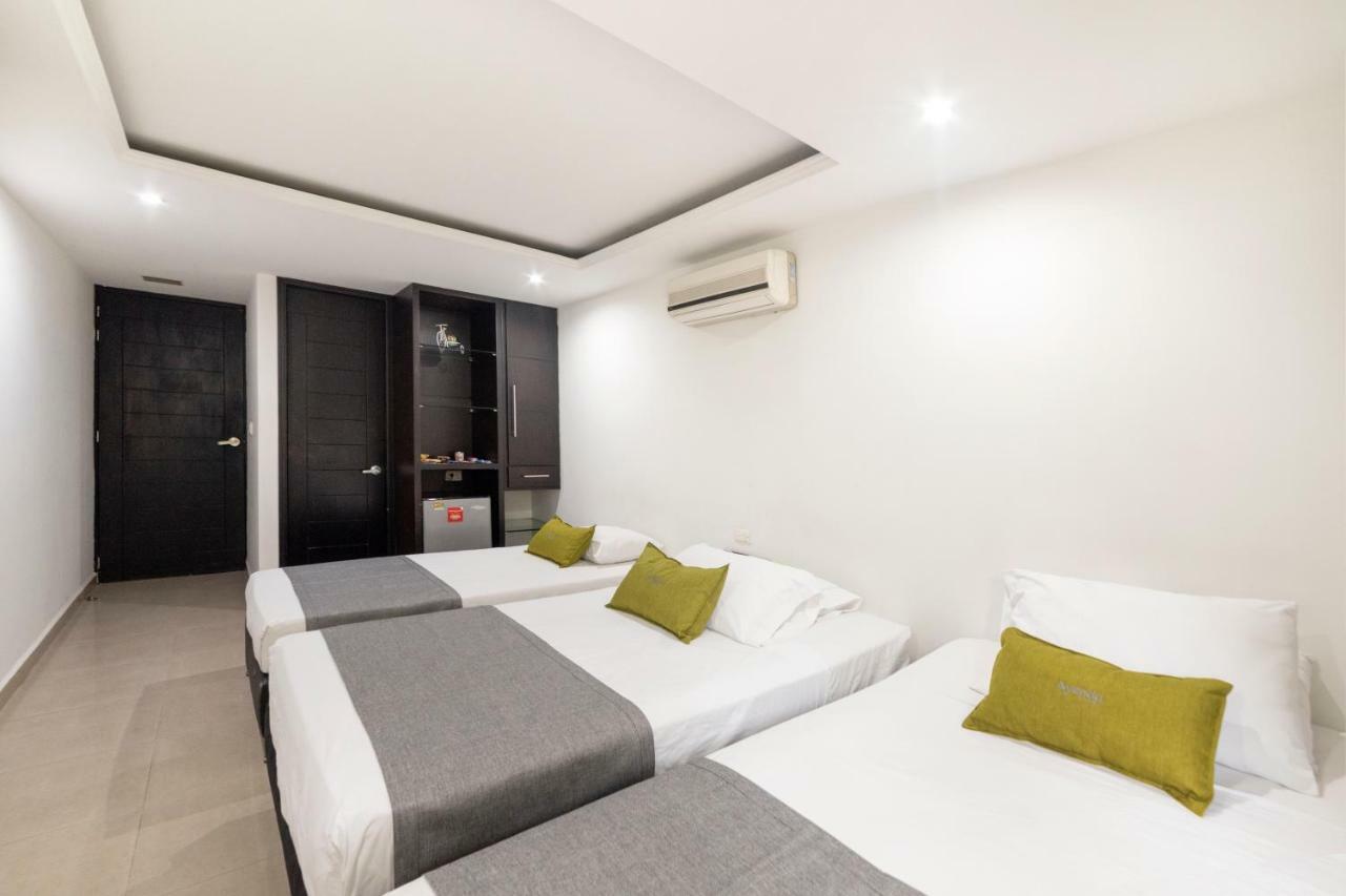 Ayenda 1236 Platinum Plaza Hotel Medellin Exterior photo