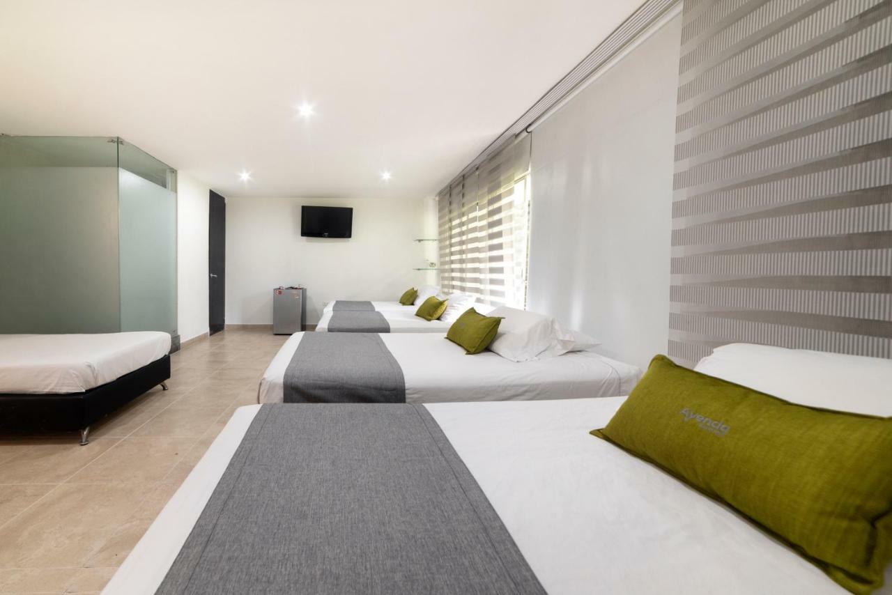 Ayenda 1236 Platinum Plaza Hotel Medellin Exterior photo
